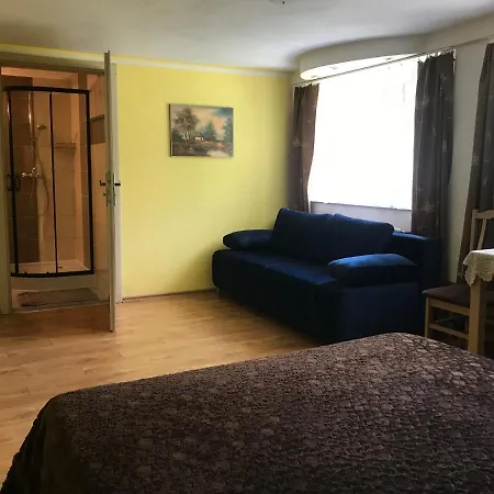 Guest house Zakatek 3*