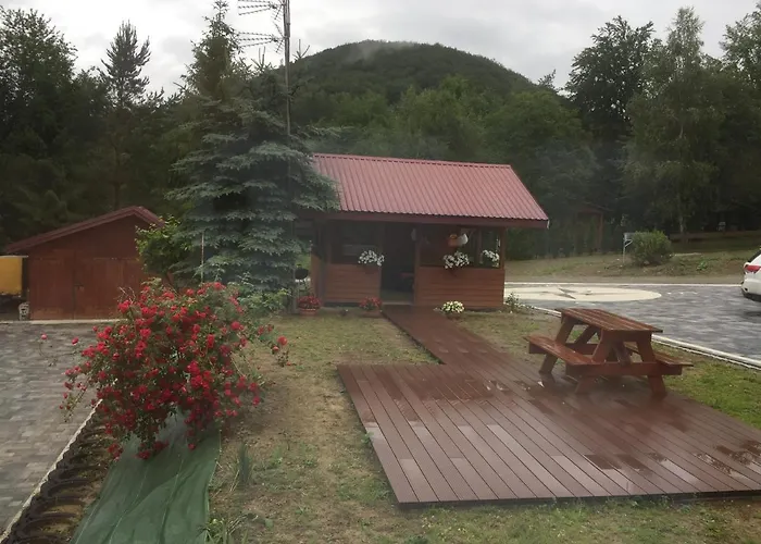 בית הארחה Zakatek 3*